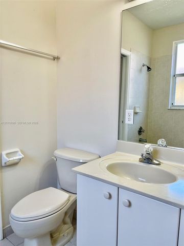 8514 NW 111th Ct 8514, Doral, FL 33178