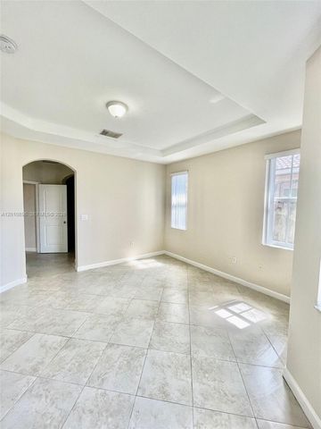8514 NW 111th Ct 8514, Doral, FL 33178