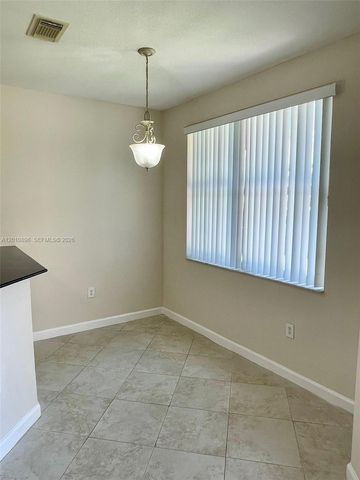 8514 NW 111th Ct 8514, Doral, FL 33178