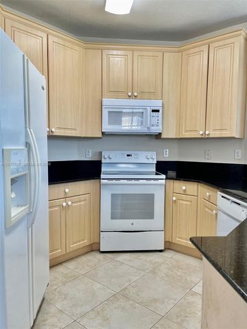 8514 NW 111th Ct 8514, Doral, FL 33178