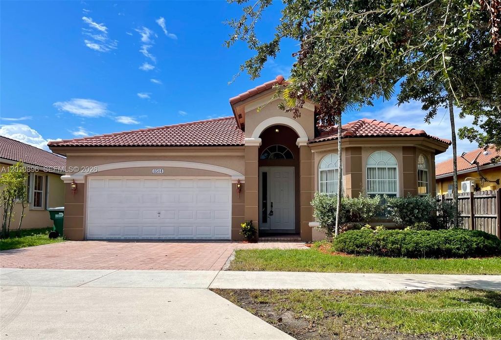 8514 NW 111th Ct 8514, Doral, FL 33178
