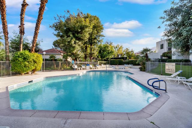 1895 N Via Miraleste 1518, Palm Springs, CA 92262