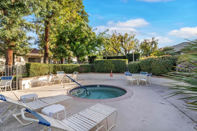 1895 N Via Miraleste 1518, Palm Springs, CA 92262