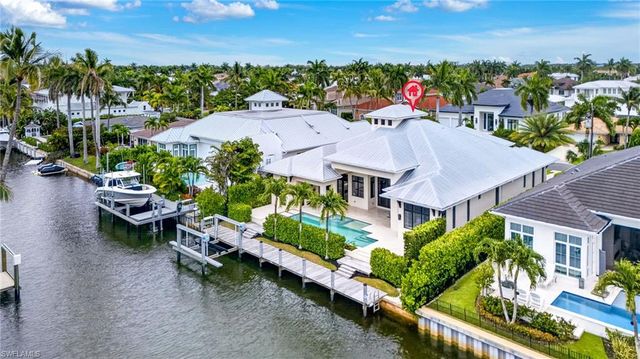 2140 TARPON RD, Naples, FL 34102