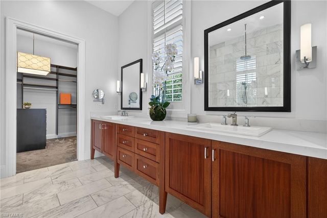 2140 TARPON RD, Naples, FL 34102
