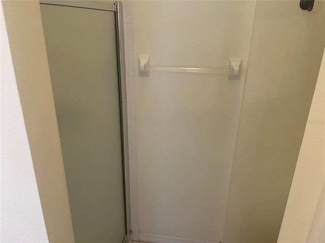 3002 POINTEVIEW DRIVE, Tampa, FL 33611