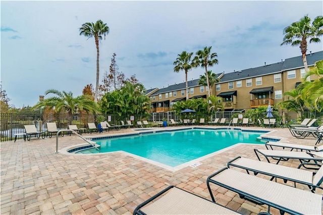 3002 POINTEVIEW DRIVE, Tampa, FL 33611