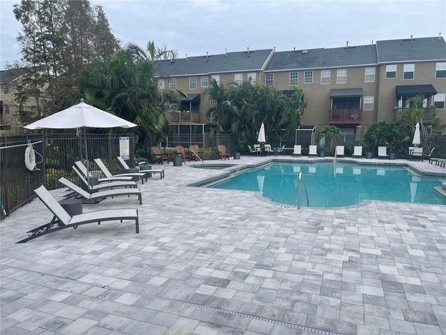 3002 POINTEVIEW DRIVE, Tampa, FL 33611