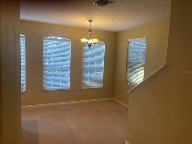 3002 POINTEVIEW DRIVE, Tampa, FL 33611