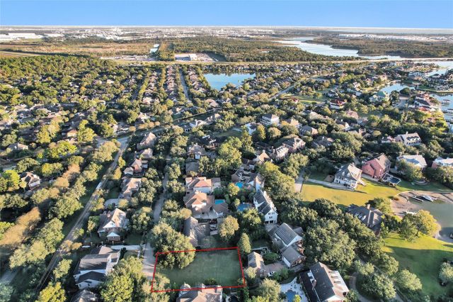 1206 Bluebonnet Drive, Seabrook, TX 77586