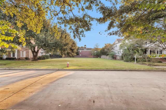 1206 Bluebonnet Drive, Seabrook, TX 77586