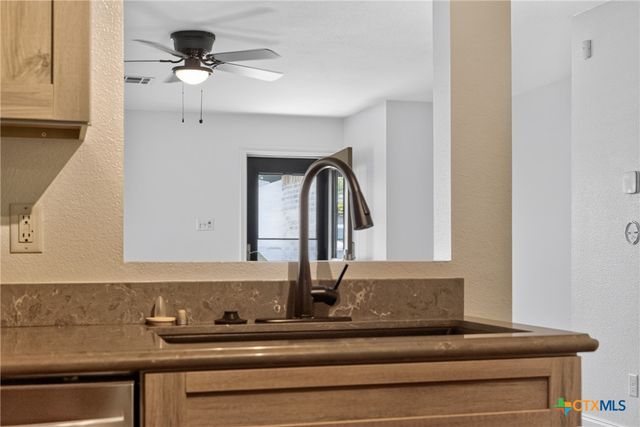 3002 Blackburn Drive, Killeen, TX 76543