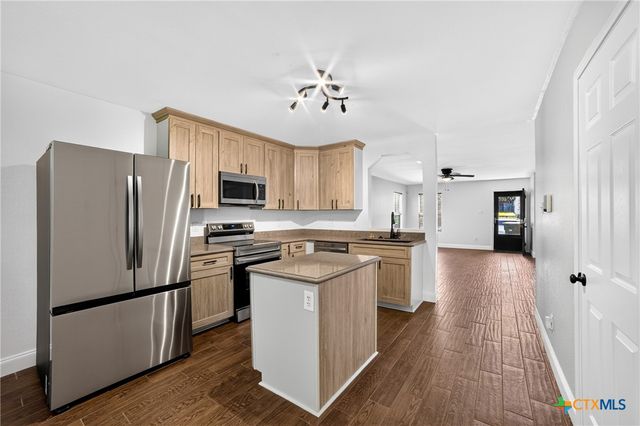 3002 Blackburn Drive, Killeen, TX 76543