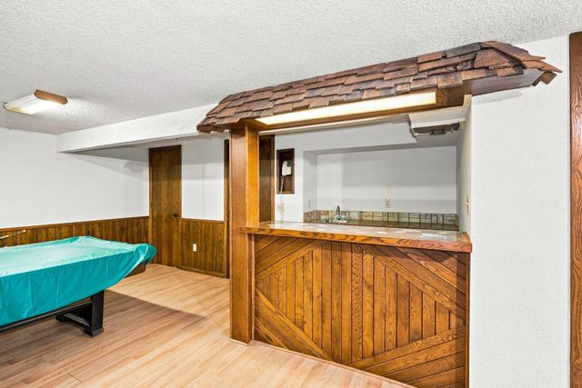 7158 Upper 139th Street W, Apple Valley, MN 55124