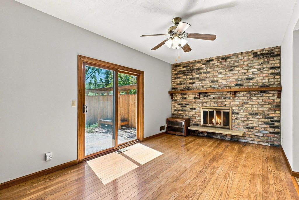 7158 Upper 139th Street W, Apple Valley, MN 55124 — photo 3