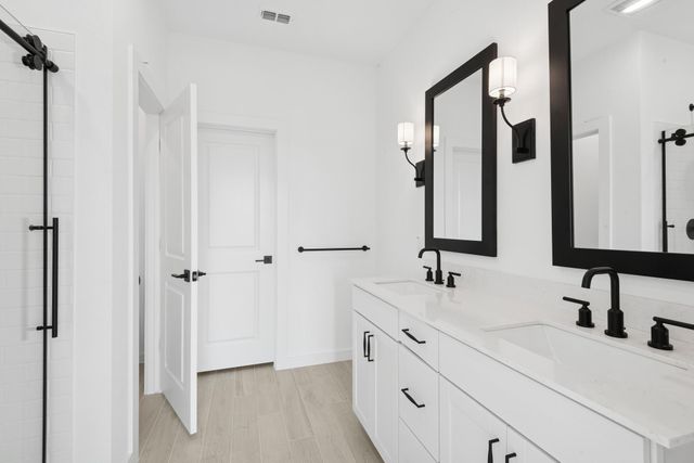 243 Ice Shore Trail, Dayton, TX 77535