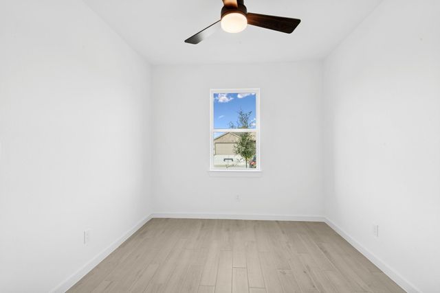 243 Ice Shore Trail, Dayton, TX 77535