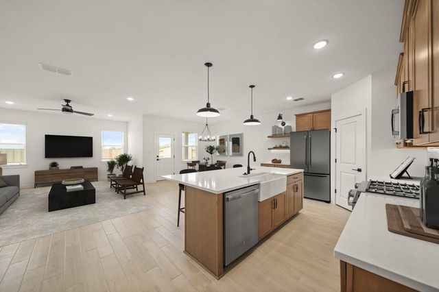 243 Ice Shore Trail, Dayton, TX 77535