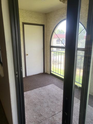 831 COUNTRY CLUB Drive SE 2F, Rio Rancho, NM 87124