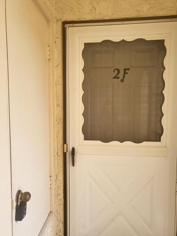 831 COUNTRY CLUB Drive SE 2F, Rio Rancho, NM 87124