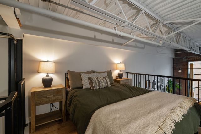 1400 Rosa L Parks Blvd Apt 223, Nashville, TN 37208