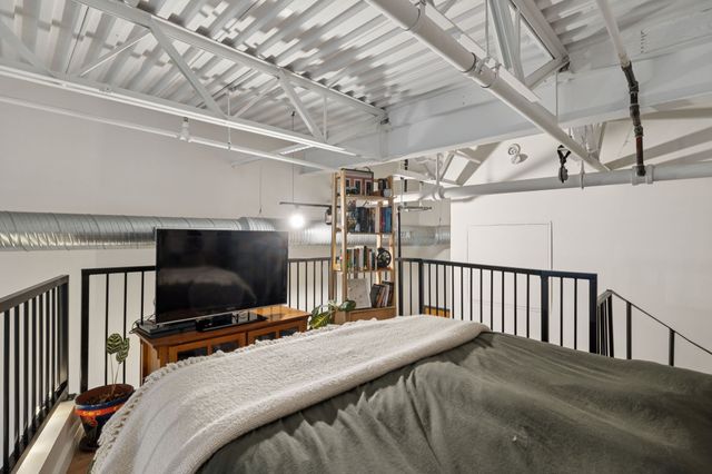 1400 Rosa L Parks Blvd Apt 223, Nashville, TN 37208