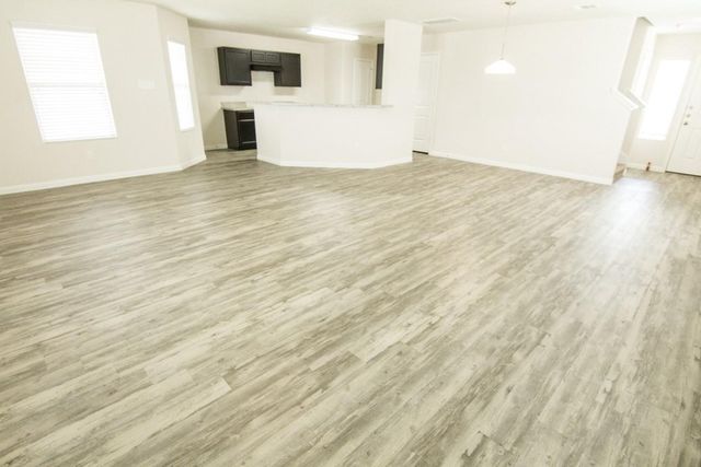 956 River Sage Court, La Marque, TX 77568