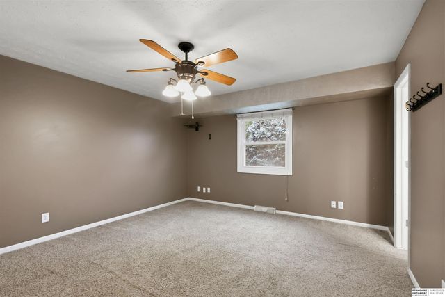 2918 S 157 Circle, Omaha, NE 68130