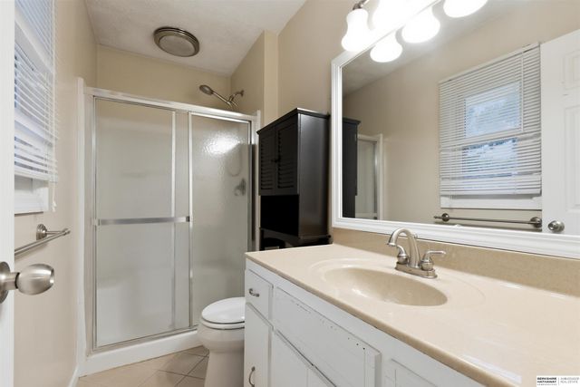 2918 S 157 Circle, Omaha, NE 68130
