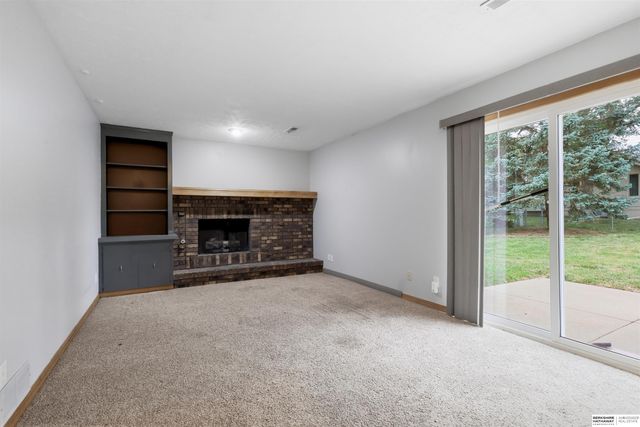 2918 S 157 Circle, Omaha, NE 68130
