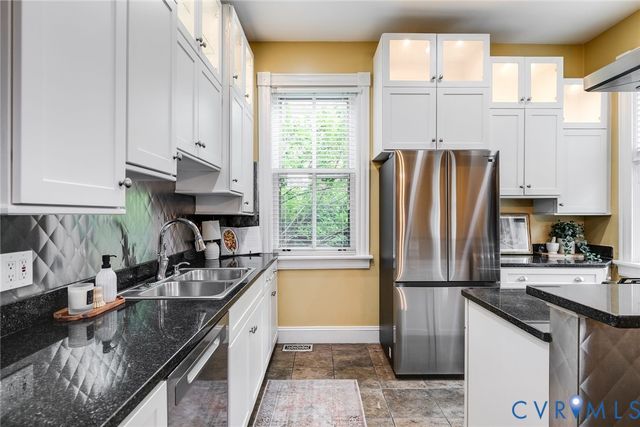 3109 W Franklin St, Richmond, VA 23221