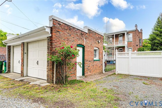 3109 W Franklin St, Richmond, VA 23221
