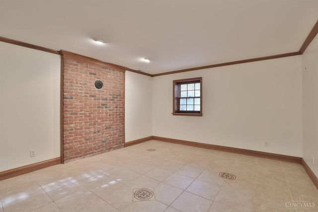 110 E Concord Drive, Lebanon, OH 45036