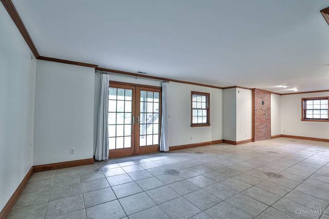 110 E Concord Drive, Lebanon, OH 45036