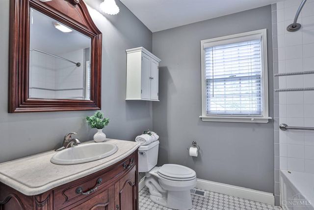 110 E Concord Drive, Lebanon, OH 45036