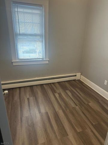 25 New St, Belleville Twp., NJ 07109