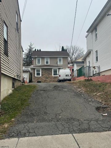 25 New St, Belleville Twp., NJ 07109