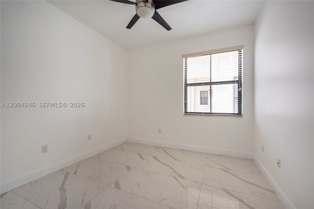 8513 NW 41st St -, Cooper City, FL 33024