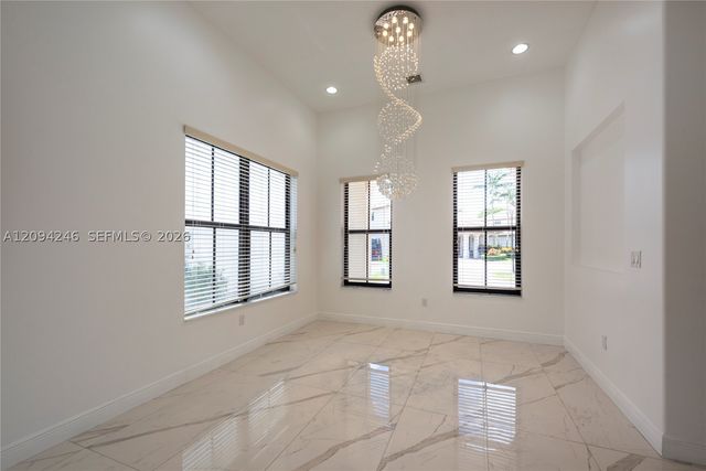 8513 NW 41st St -, Cooper City, FL 33024