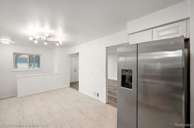 8104 Cloverdale Avenue, Ferndale, MI 48220