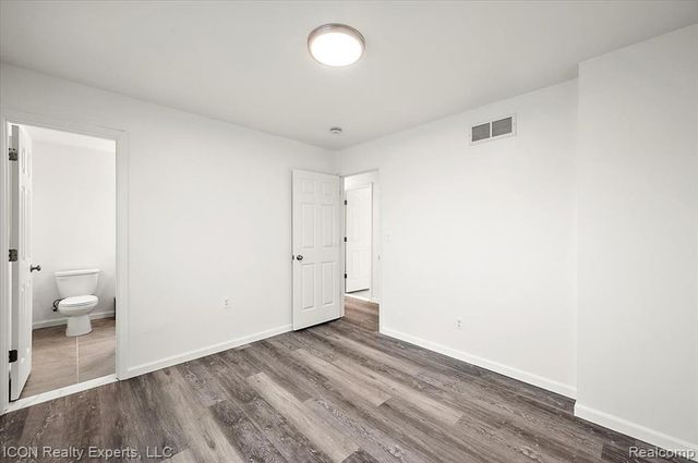 8104 Cloverdale Avenue, Ferndale, MI 48220