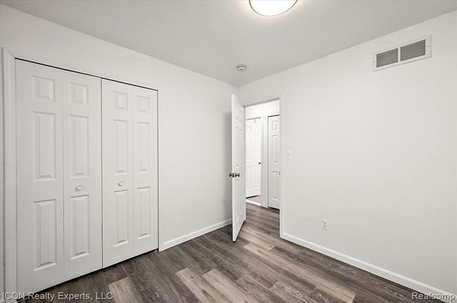 8104 Cloverdale Avenue, Ferndale, MI 48220