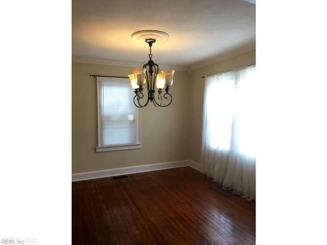 207 Poplar AVE, Norfolk, VA 23523