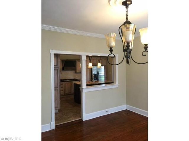 207 Poplar AVE, Norfolk, VA 23523