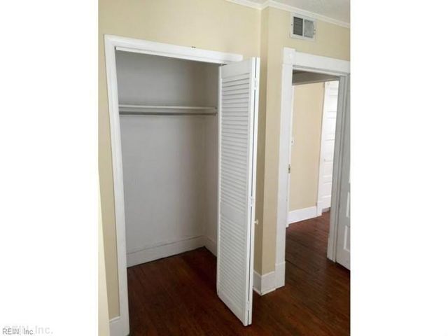207 Poplar AVE, Norfolk, VA 23523