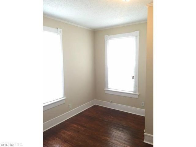 207 Poplar AVE, Norfolk, VA 23523