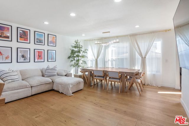 4243 Don Carlos Drive, Los Angeles, CA 90008
