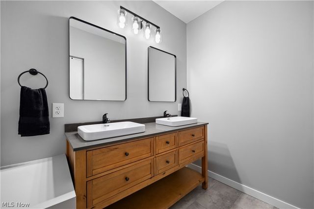 216 Kraft Street, Berea, OH 44017