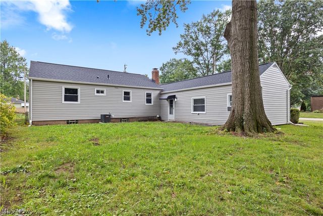 216 Kraft Street, Berea, OH 44017