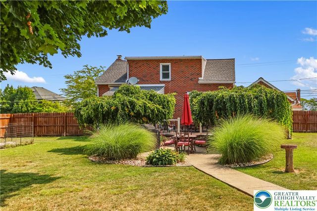 1218 Howertown Road, North Catasauqua Bor, PA 18032